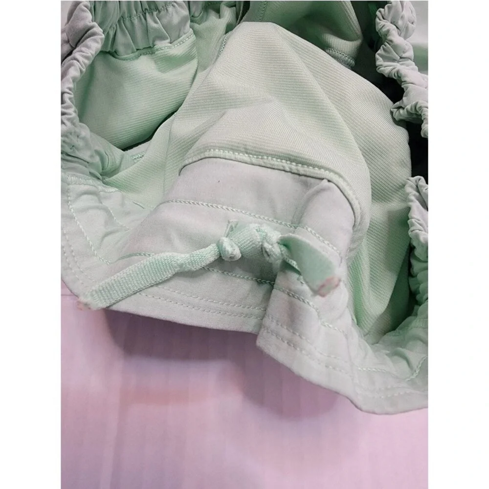 Lululemon Mint Green 2.5” Low Rise Athletic Shorts - Picture 10 of 12